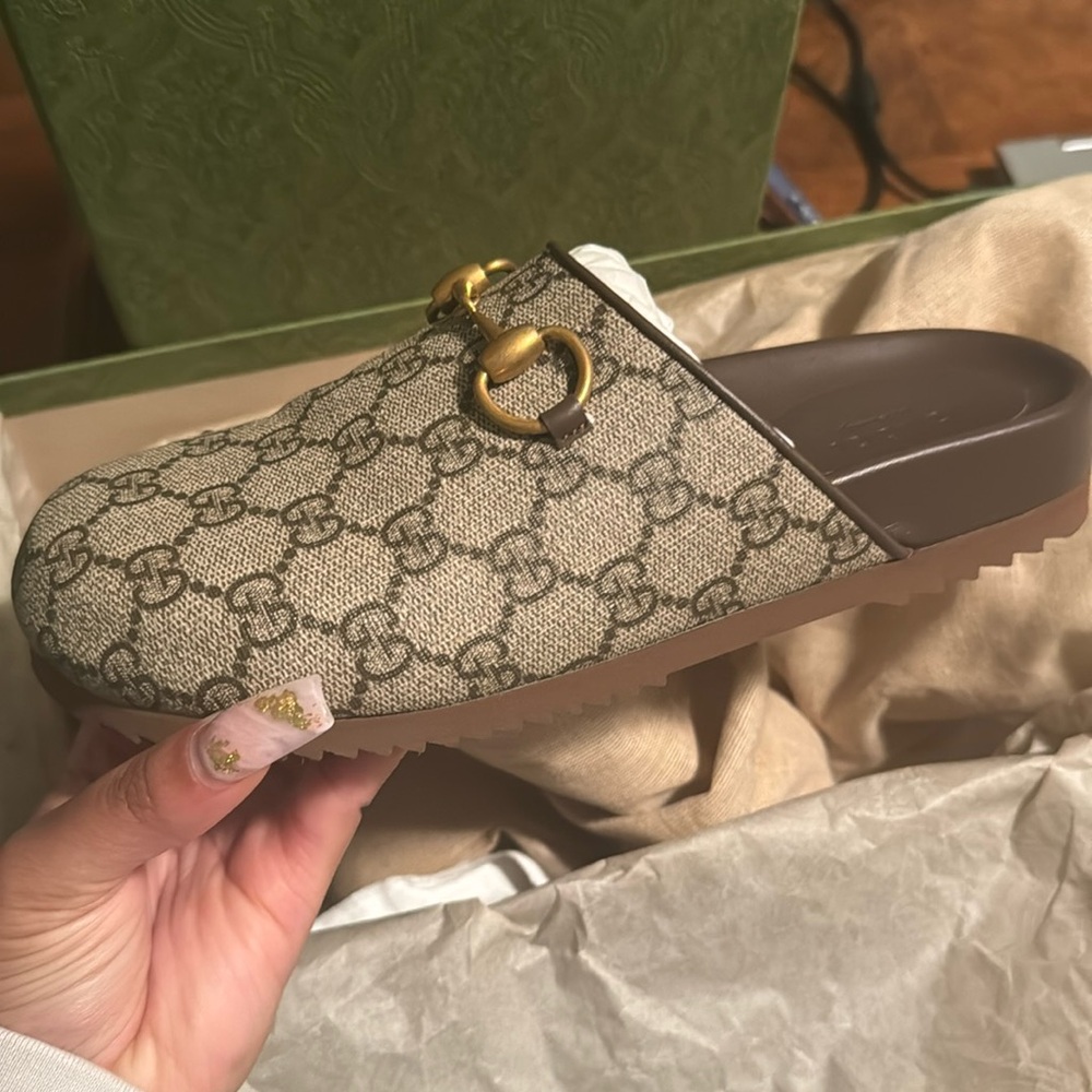 Gucci horse bit slipper